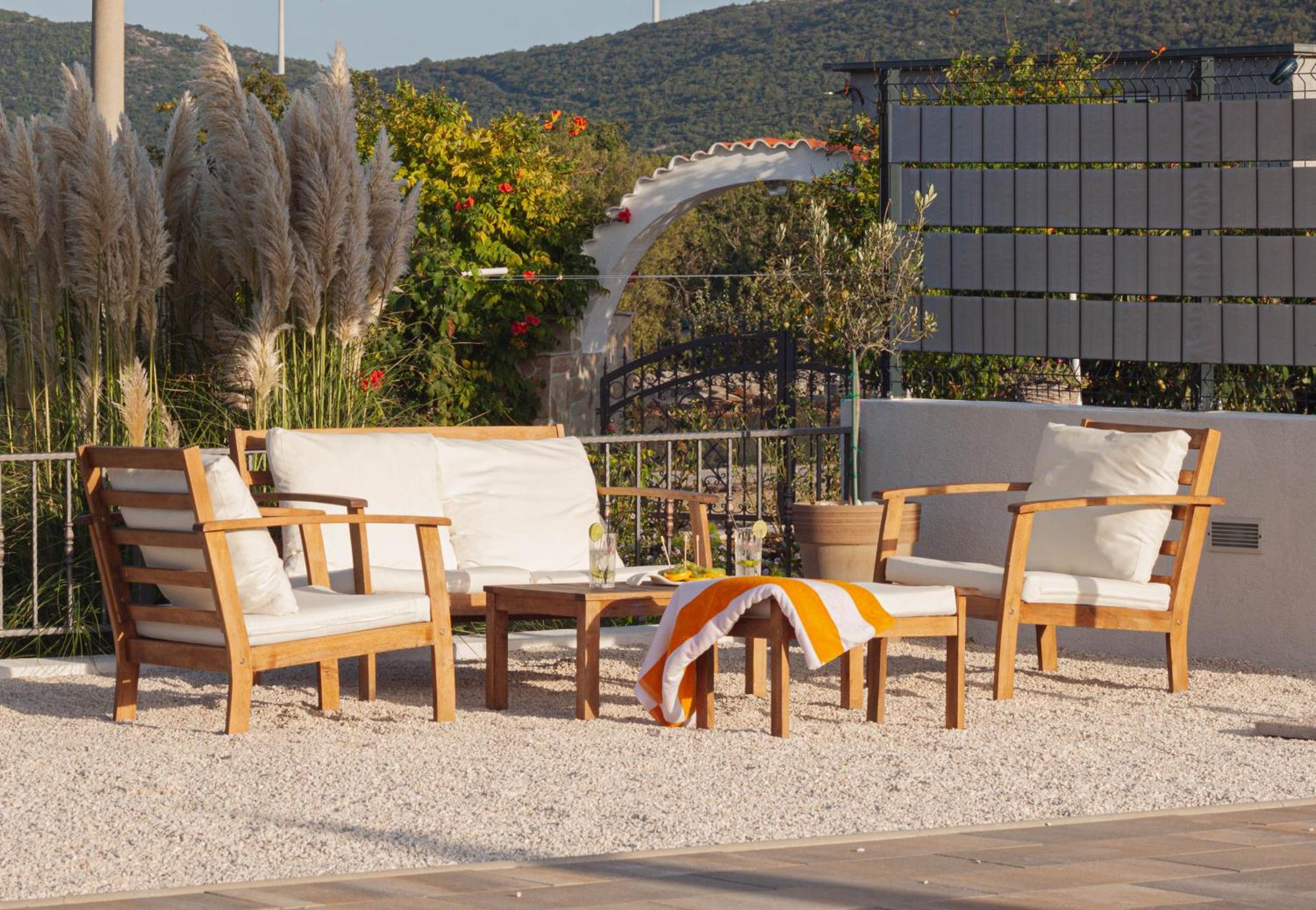 فيلا House Camellia With Fenced Pool And Playground Blizna Donja المظهر الخارجي الصورة